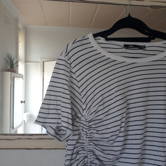 Sportsgirl Striped Ruched basic Tee Size large - Picture 3 of 11